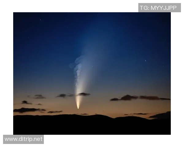 惊呆了！一张照片揭秘太空神秘彗星表面，谁敢相信它的真相(太阳系 彗星)